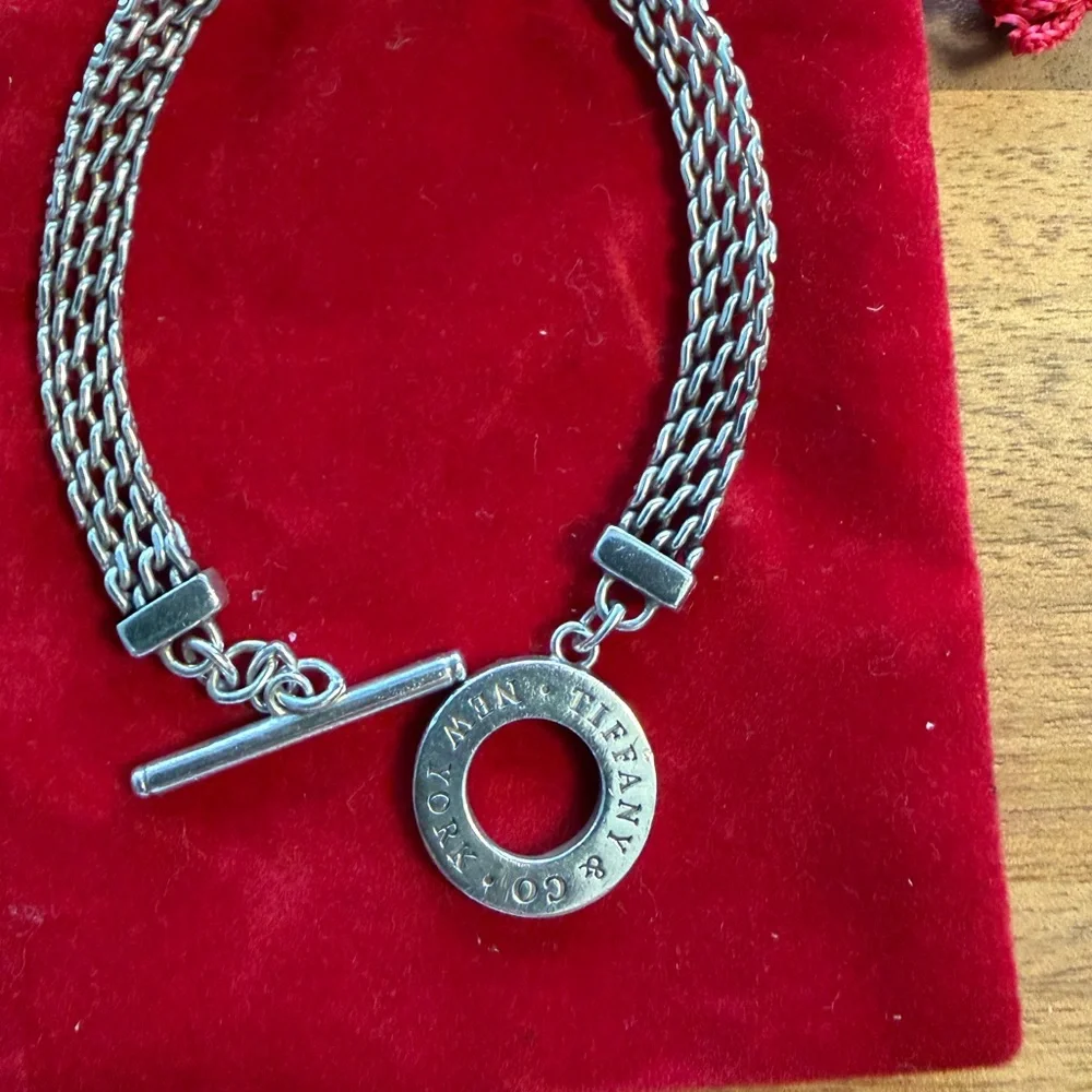 Sterling Silver Tiffany Toggle Chain Strand Bracelet - Circular Tag. 7.75” long. - Picture 2 of 4